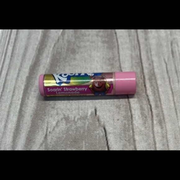 Lip Smacker Bonne Bell Kool Aid Soarin Strawberry Lemonade Out Of Package - Picture 3 of 5